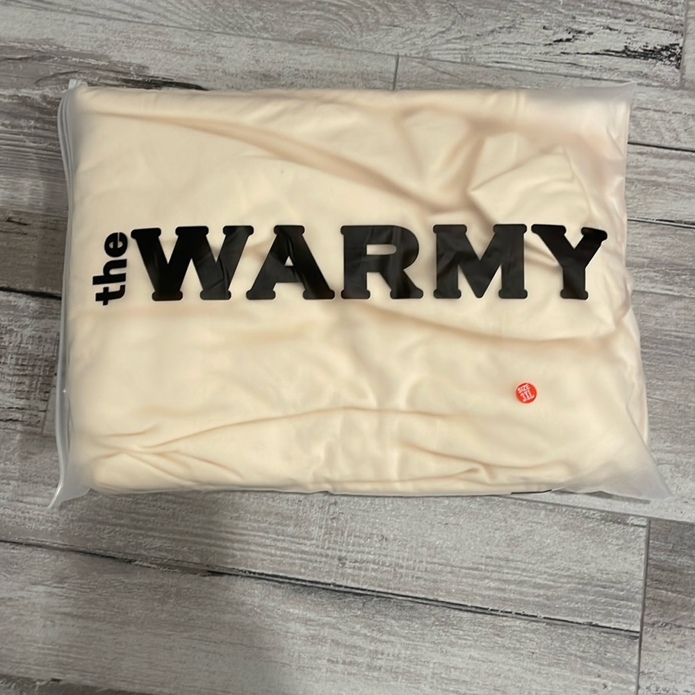 The Warmy 3XL Cream Sweatshirt with Side slits